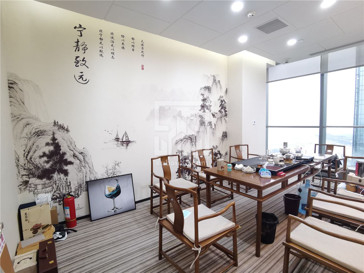 蘇州中心558平 豪裝帶全套家具 拎包辦公