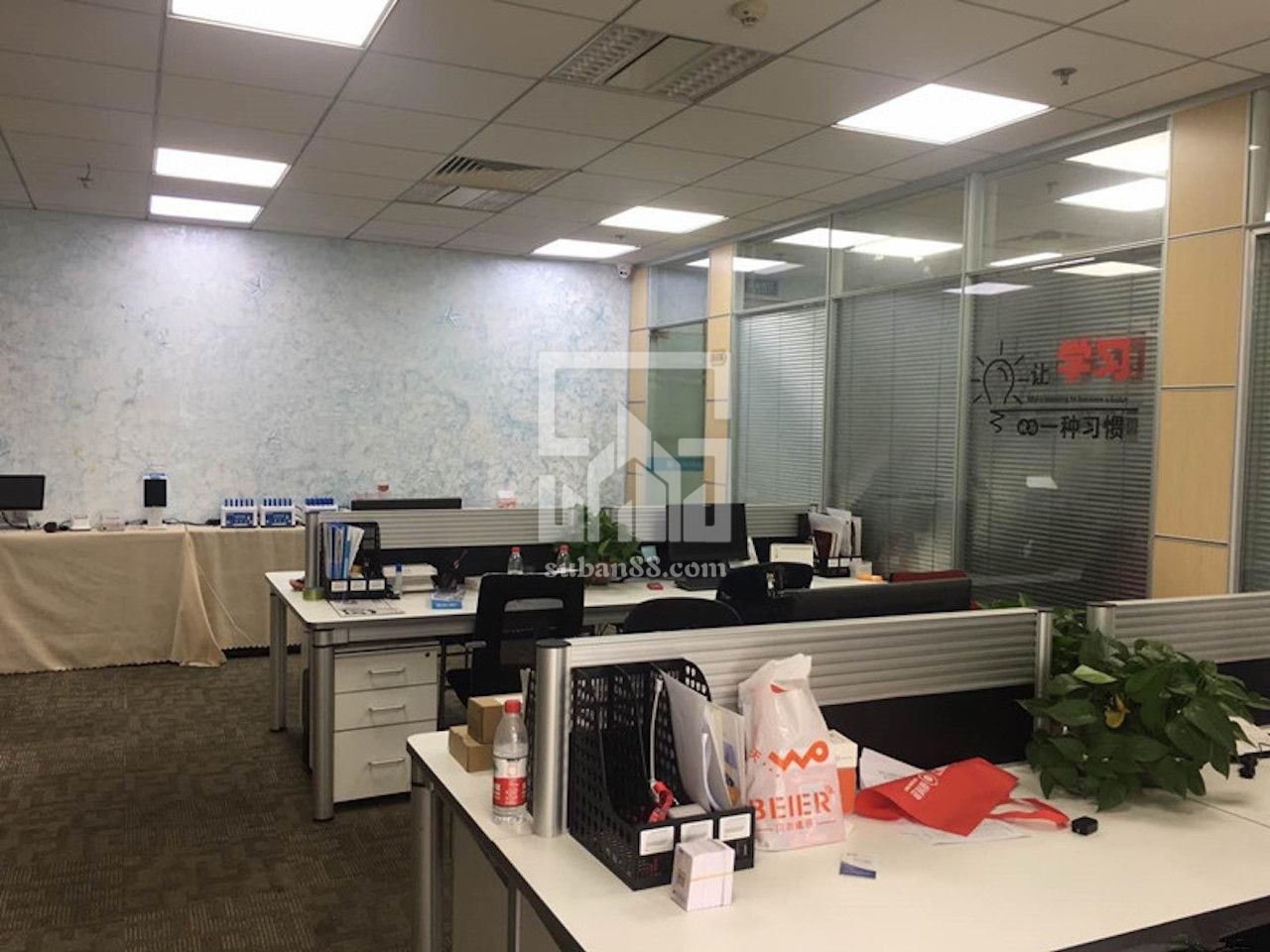 環球188財富中心