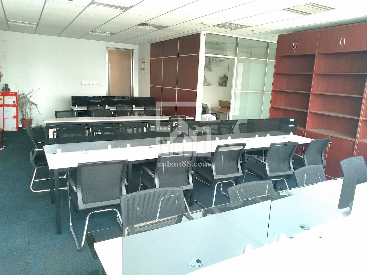 環(huán)球188精裝258平 全套家具 朝東