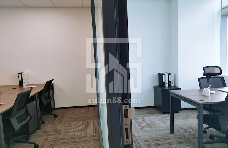 可容納15～18人拎包辦公