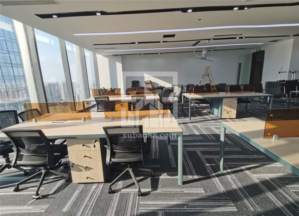 湖東地標 豪裝帶家具帶隔斷 拎包入住 電梯口 隨時看房