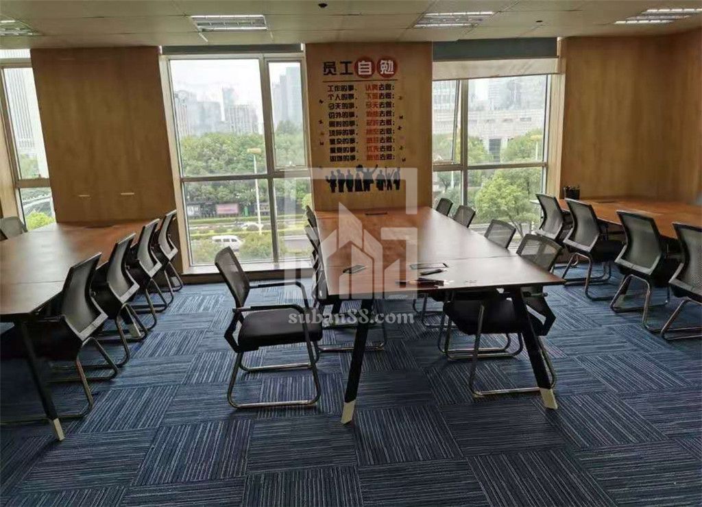 房東直租 豪裝帶家具 送免租期 隨時看房