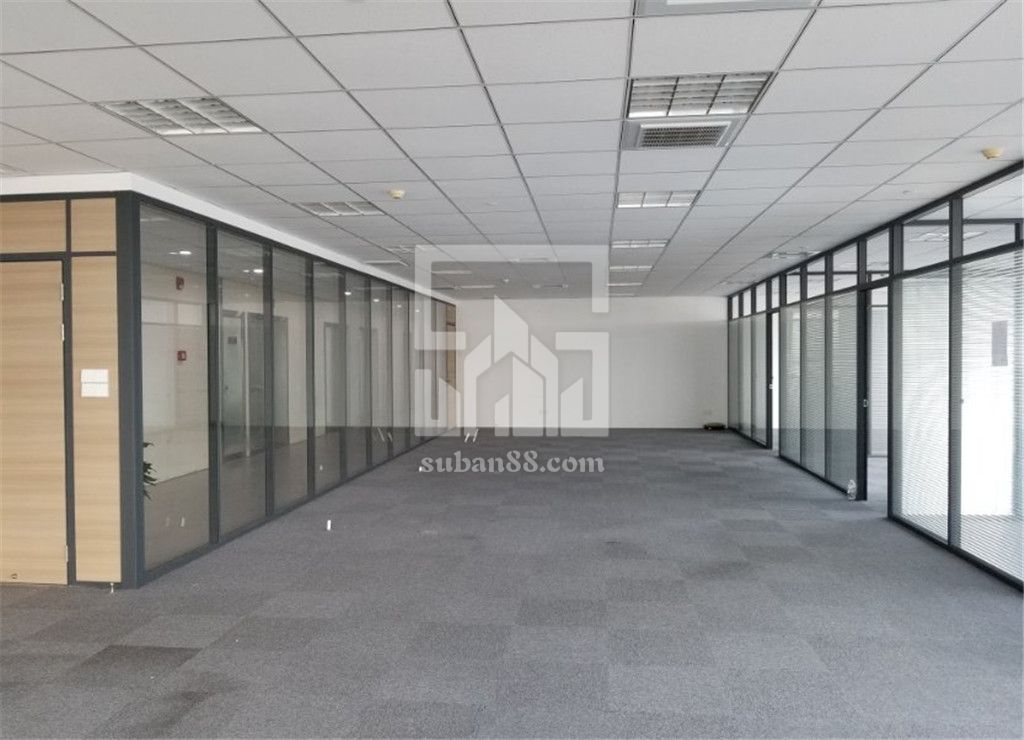 直租 現(xiàn)代大道地鐵口 精裝帶隔斷 送免租期 隨時(shí)看房