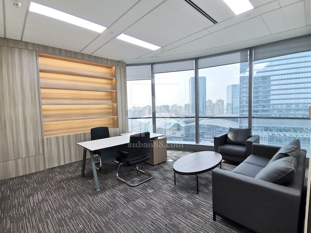 蘇州中心130平豪裝帶家具出租 拎包入住