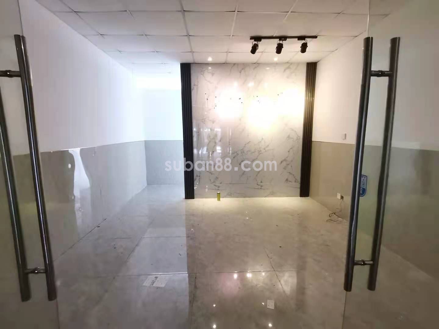 寶帶路地鐵口 精裝11加1適宜直播 電商各類企業(yè)