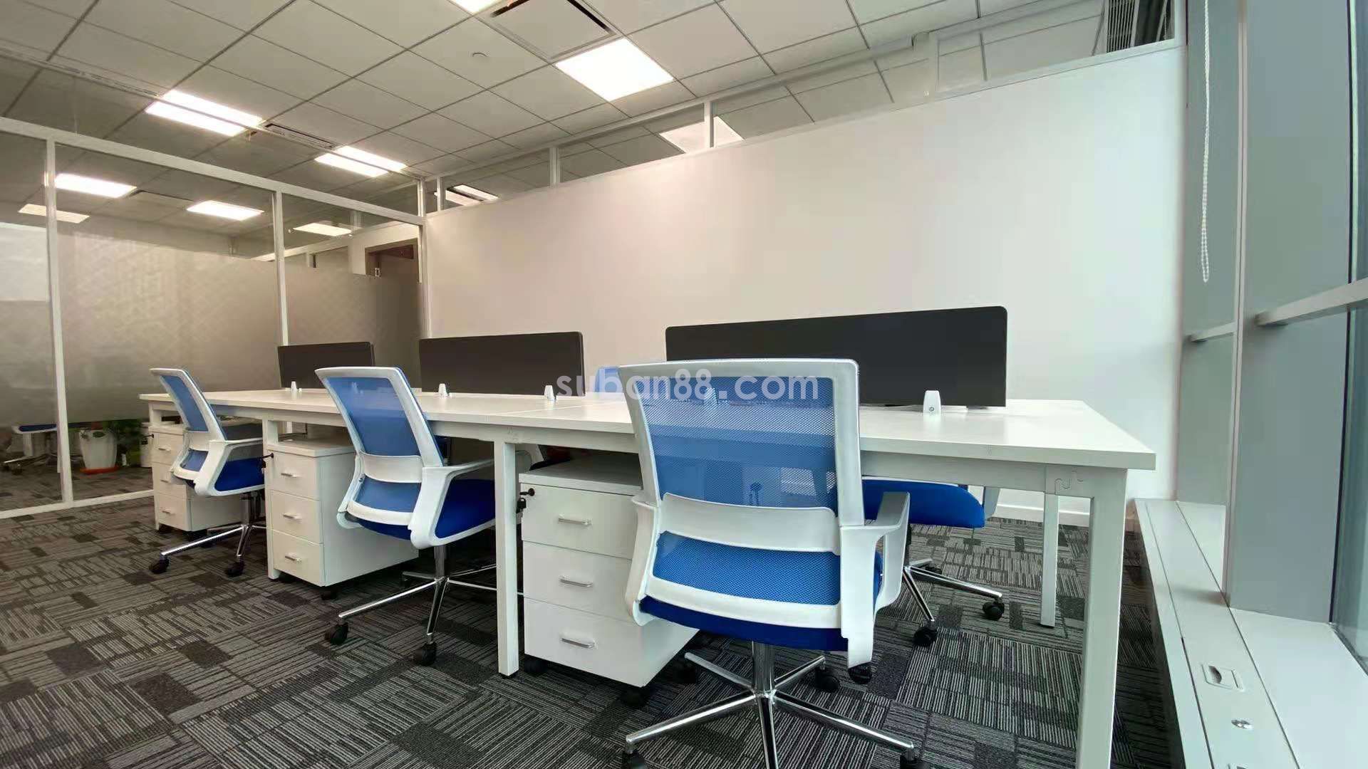 湖東星湖街地鐵口 精裝小面積帶家具 首次出租