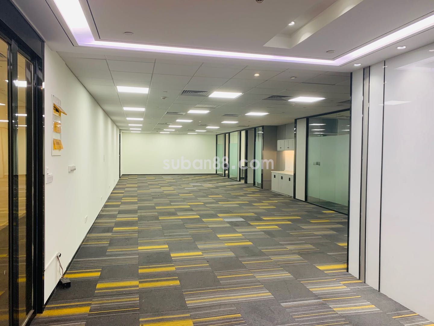 甲方直租 精裝帶隔斷 星海地鐵口 隨時(shí)看房