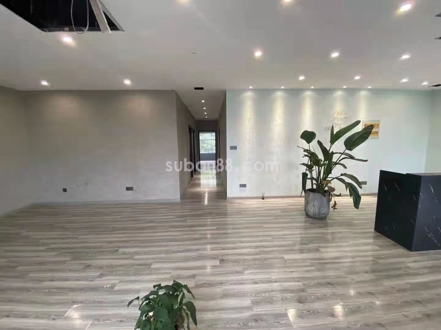 高新區(qū) 創(chuàng)意產(chǎn)業(yè)園 適宜各類展廳 文化傳媒 隨時(shí)看房