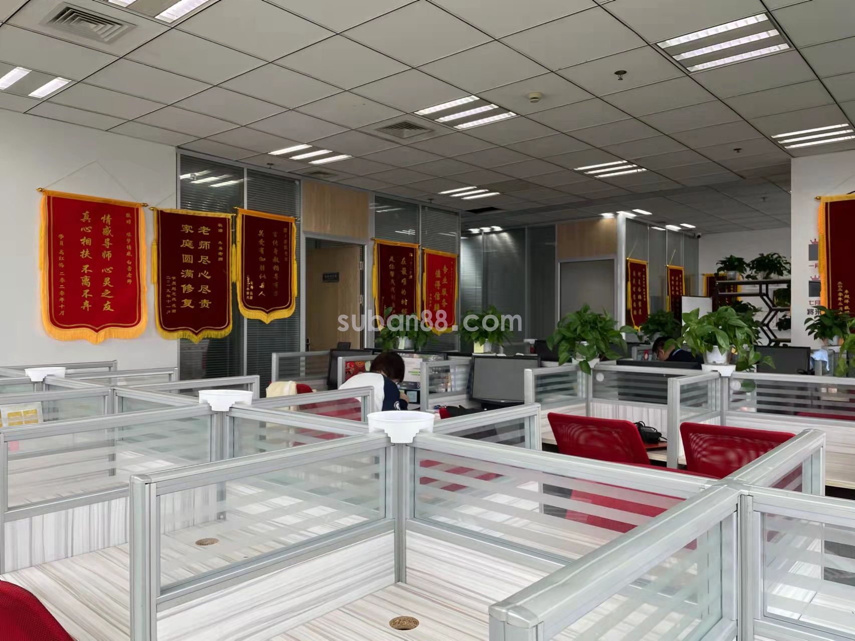 蘇州市吳中區 寶帶路地鐵口 精裝帶家具看房方便