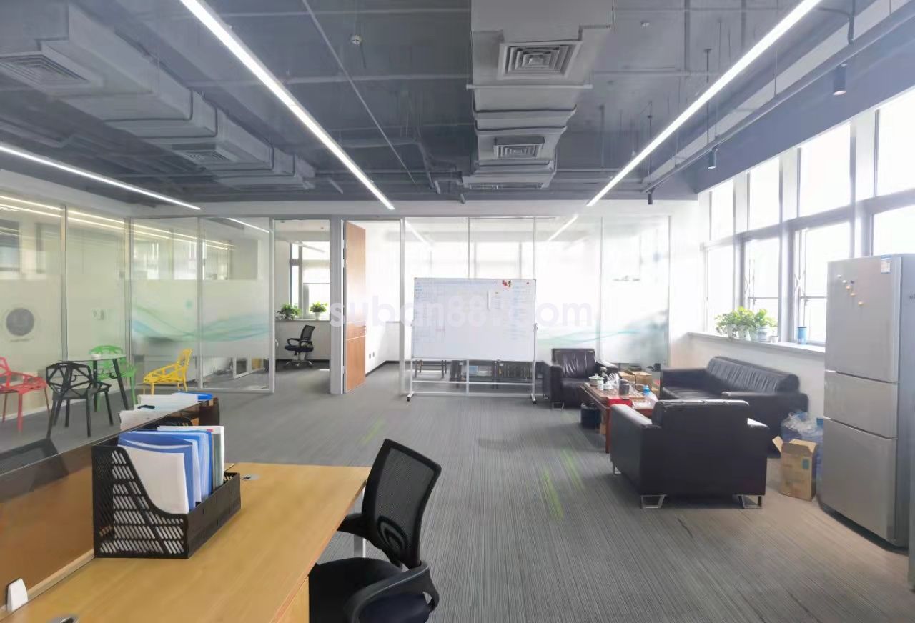 蘇州市姑蘇區(qū) 西環(huán)路地鐵口 精裝帶家具 看房方便