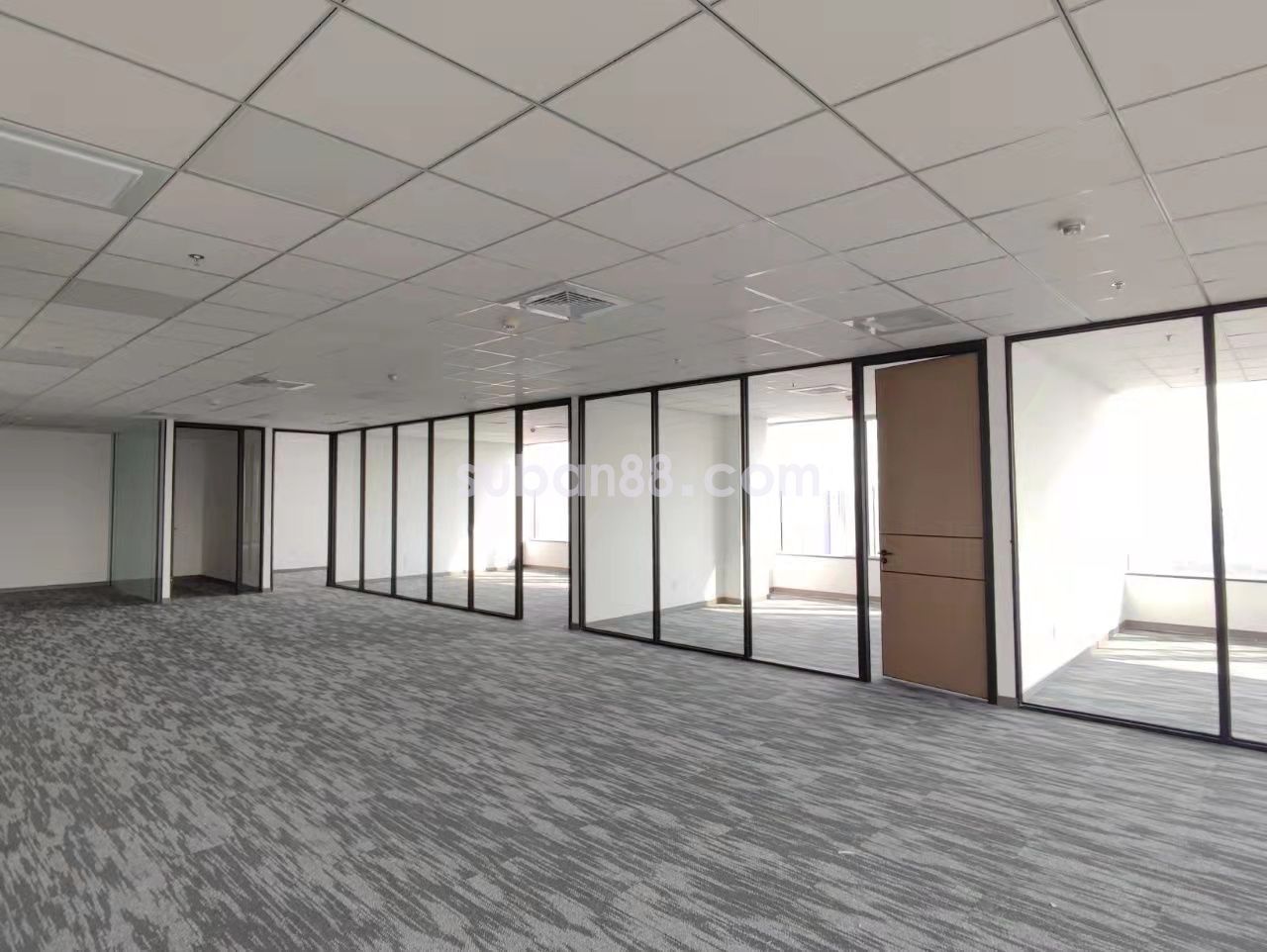 蘇州市吳江商會(huì)大廈 精裝 可分割可定制裝修