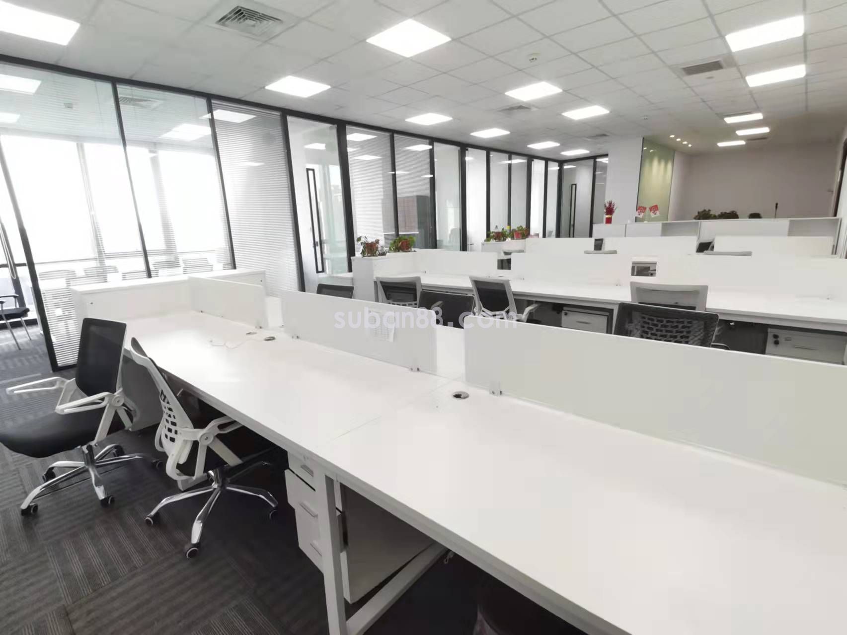 蘇州市工業園區 湖東南施街地鐵口精裝帶家具獨立空調