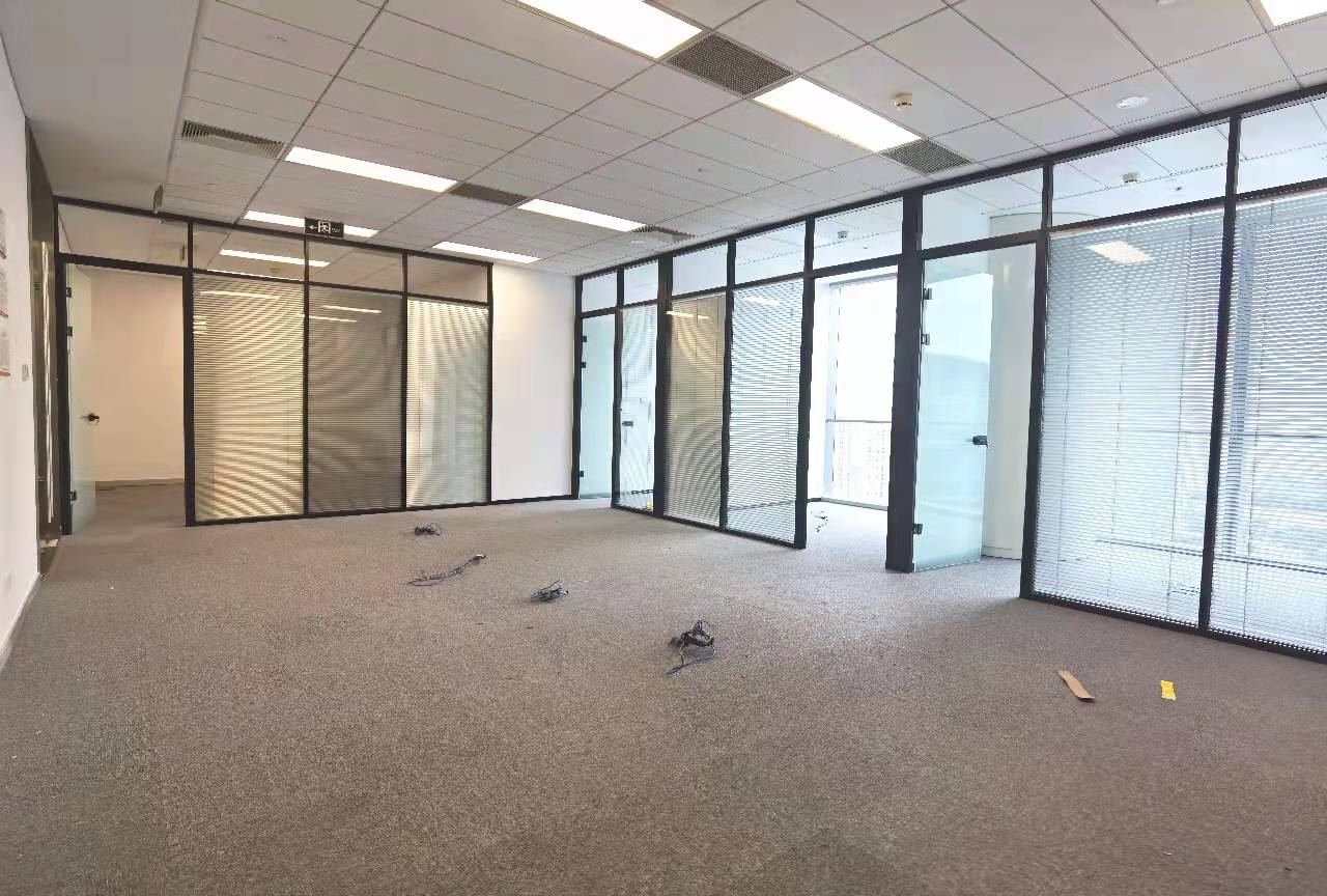 蘇州市 湖西工業(yè)園區(qū) 甲級(jí)寫(xiě)字樓 精裝西戶