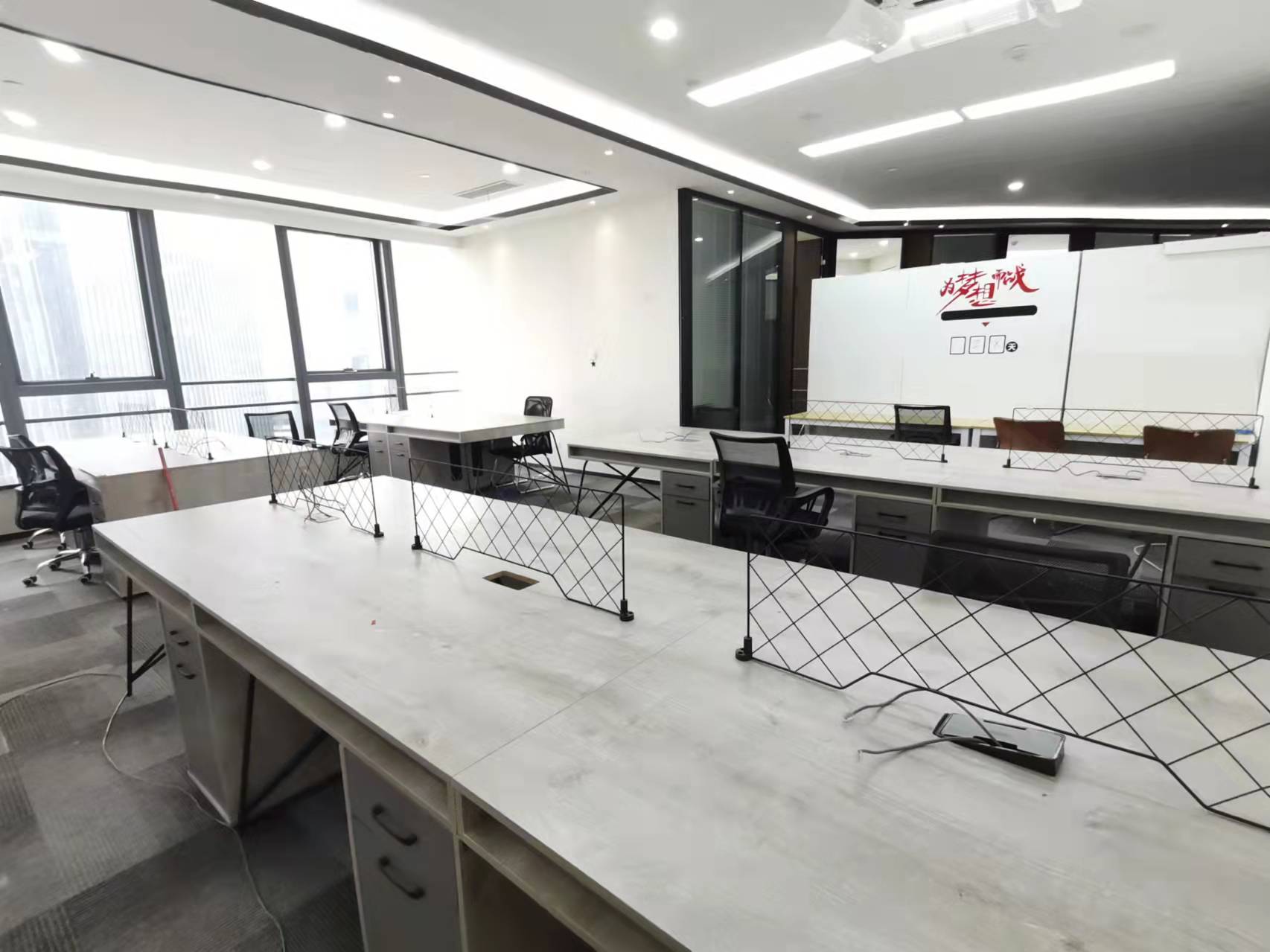 蘇州市園區(qū) 甲級(jí)寫字樓 精裝帶家具 空調(diào)獨(dú)立 無(wú)行業(yè)限制