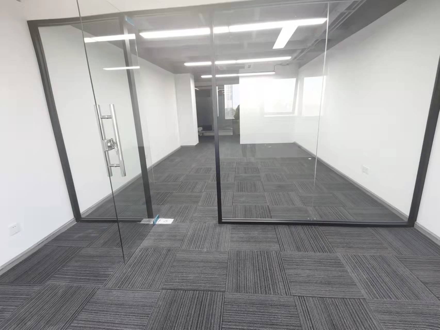 園區 湖東華潤萬家精裝辦公出租