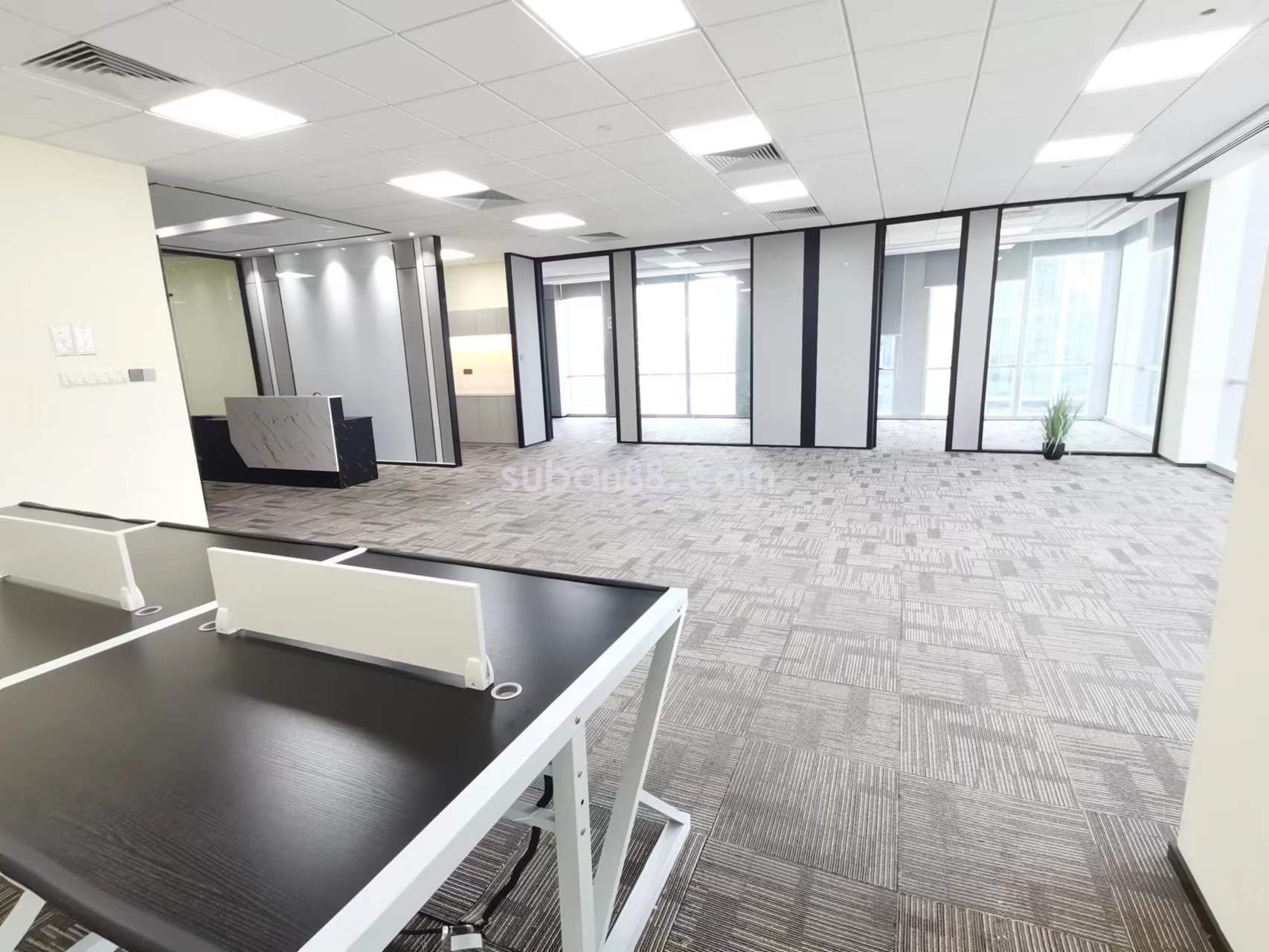 蘇州市甲級(jí)寫(xiě)字樓蘇悅廣場(chǎng) 物業(yè)直招