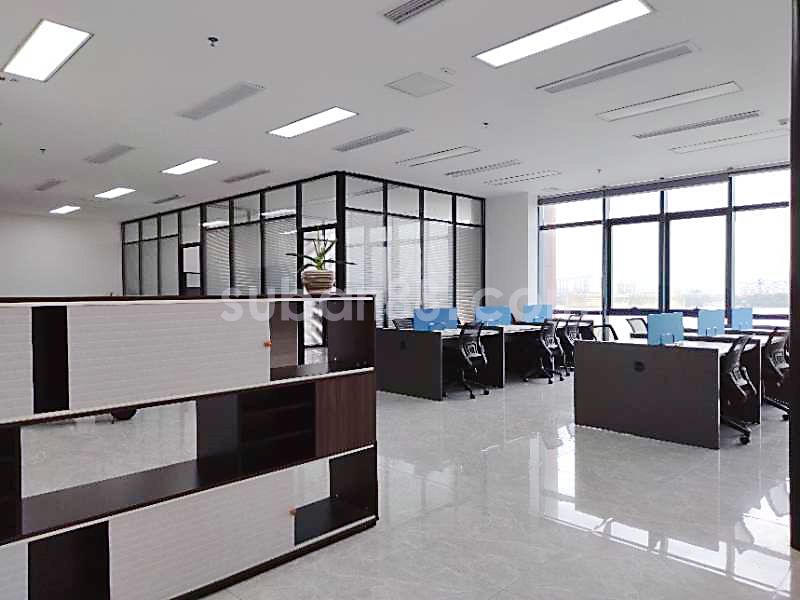 啟迪時尚科技城298平 電梯口 湖景辦公