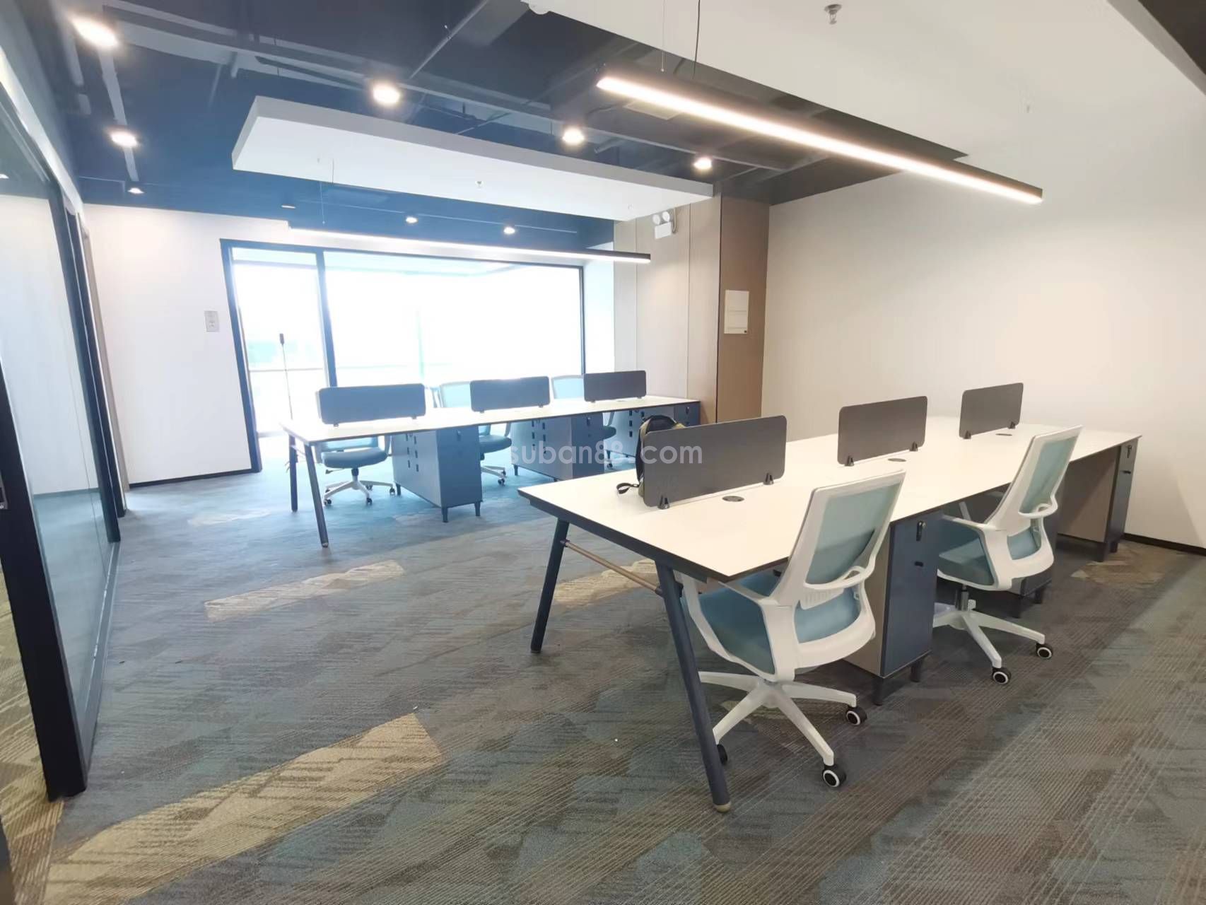 蘇州市高新區(qū) 甲級寫字樓 精裝帶家具 拎包入住