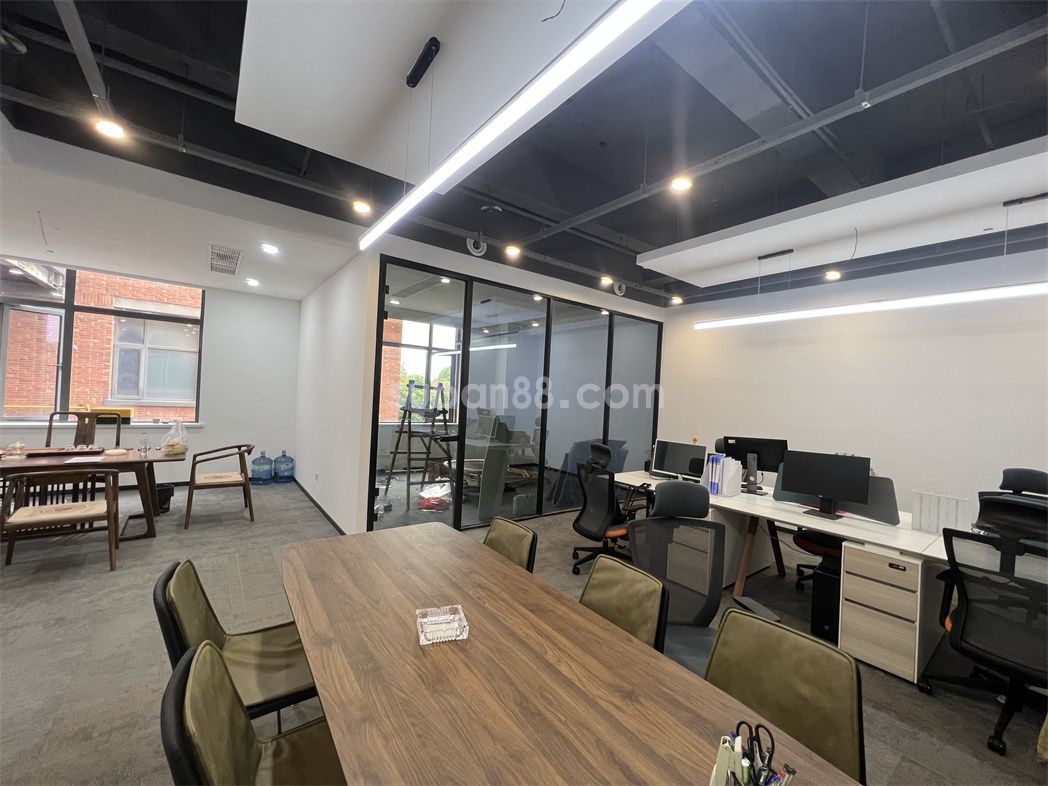 蘇州市姑蘇區(qū)  復(fù)古式建筑 精裝帶隔斷 甲方直招