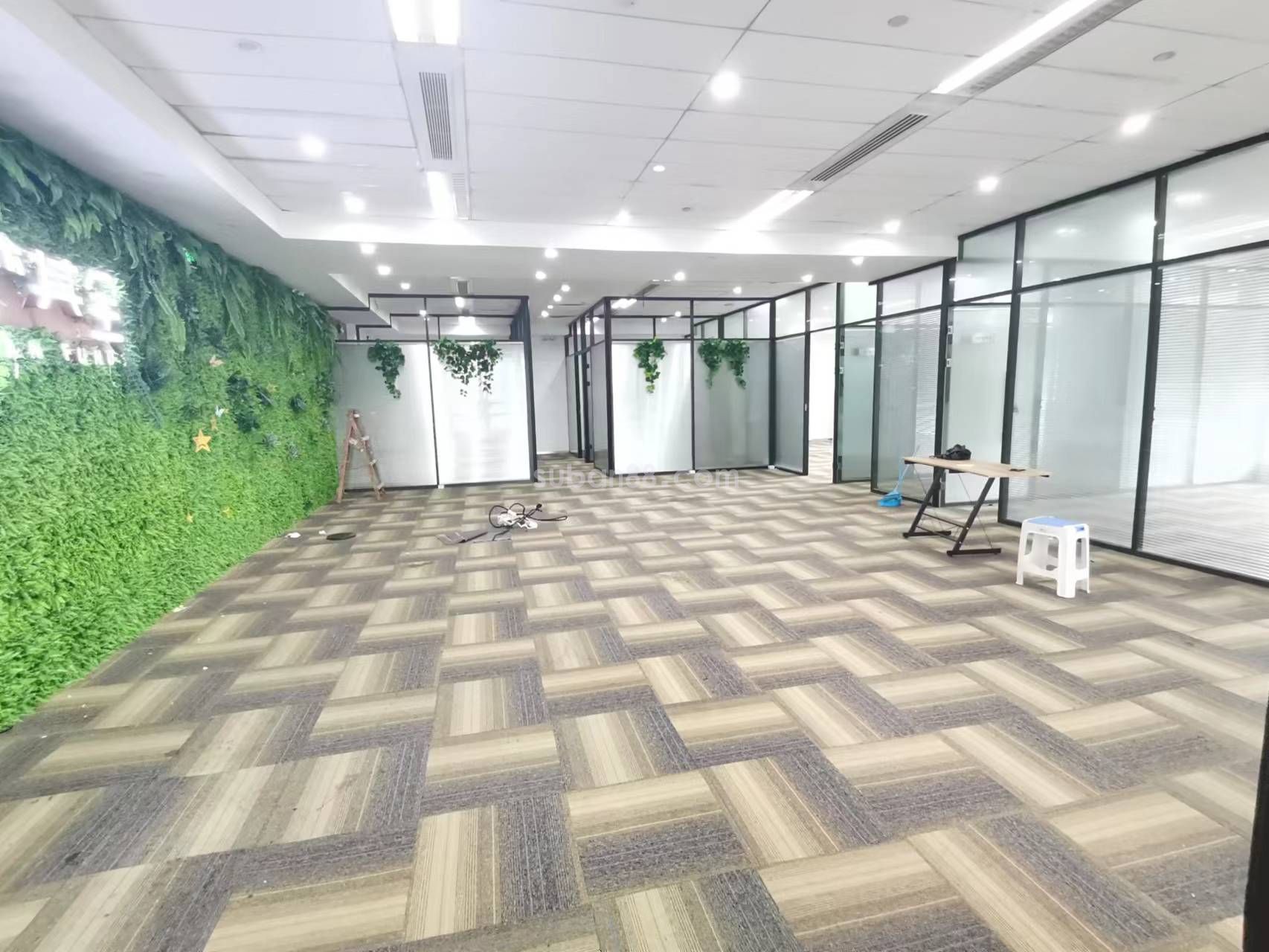 蘇州市工業園區 甲級寫字樓 精裝帶隔斷