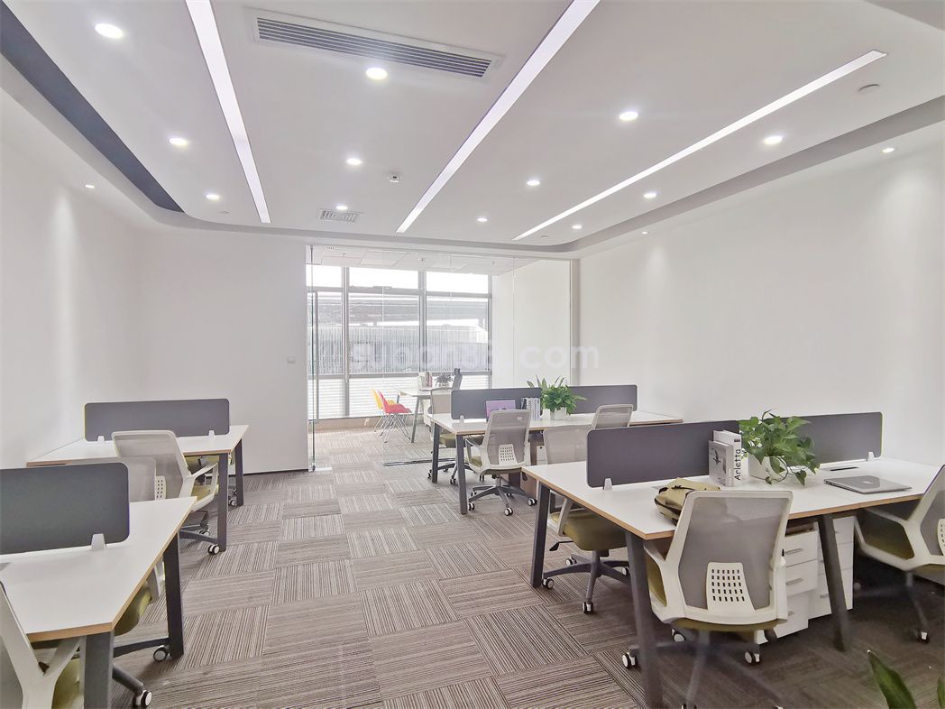 蘇州市工業(yè)園區(qū)高格空間精裝帶家具招租