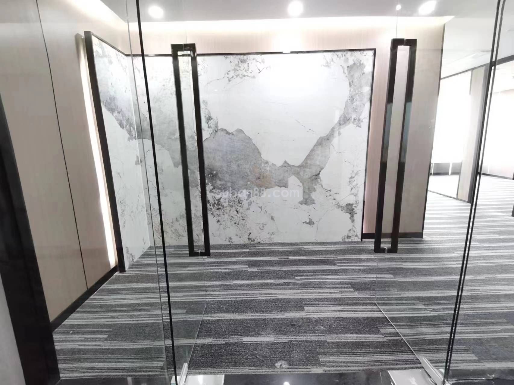 蘇州市工業園區地標東方之門 甲級寫字樓直招