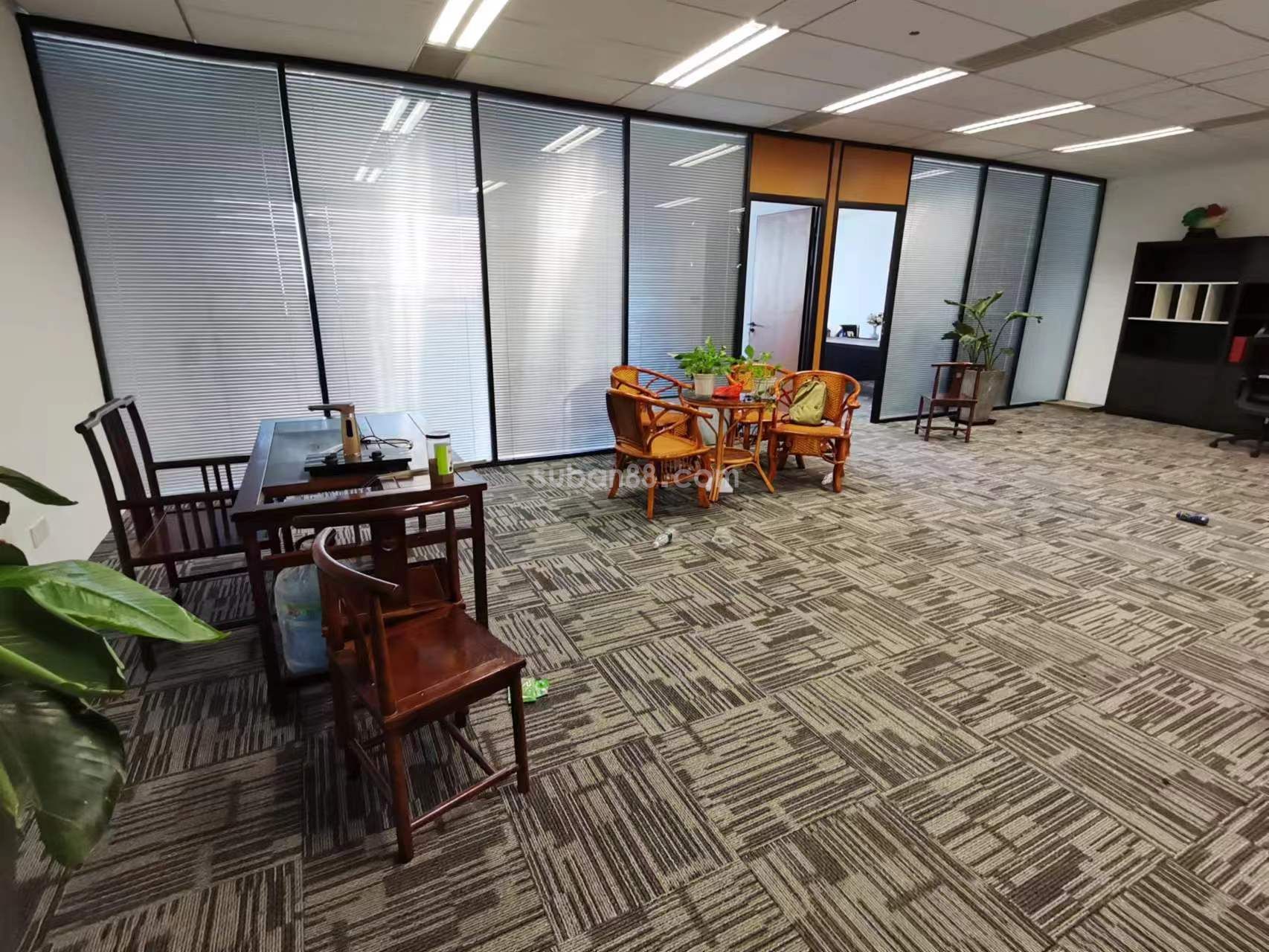 蘇州市工業(yè)園區(qū)旺墩道135金融中心甲方直招