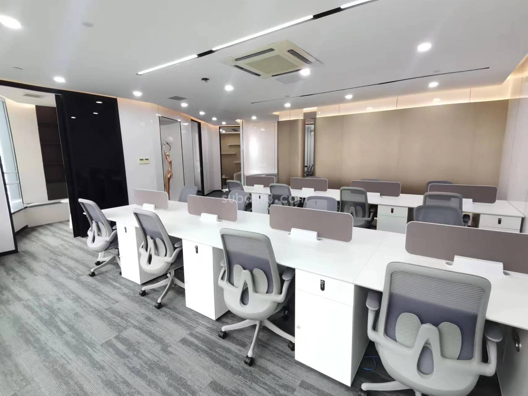 蘇州市工業(yè)園區(qū)鳳凰國際大廈甲級寫字樓豪裝招租