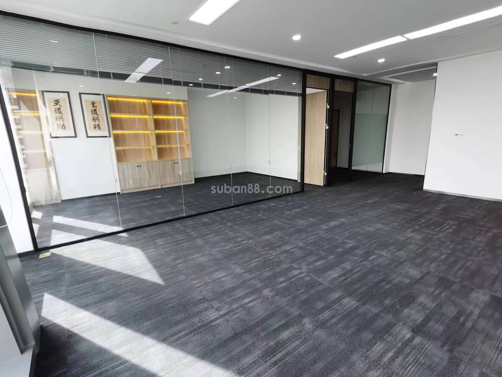 蘇州市工業園區甲級寫字樓豐隆城市中心