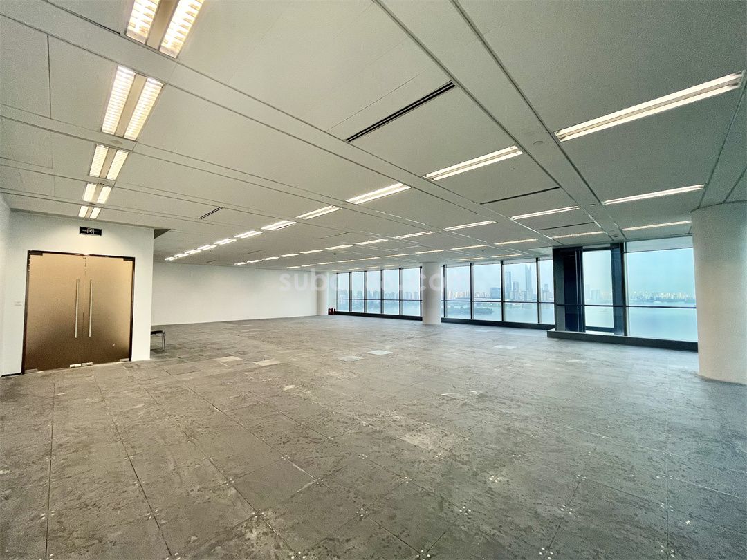 蘇州中心東南朝向 湖景辦公 戶型方正