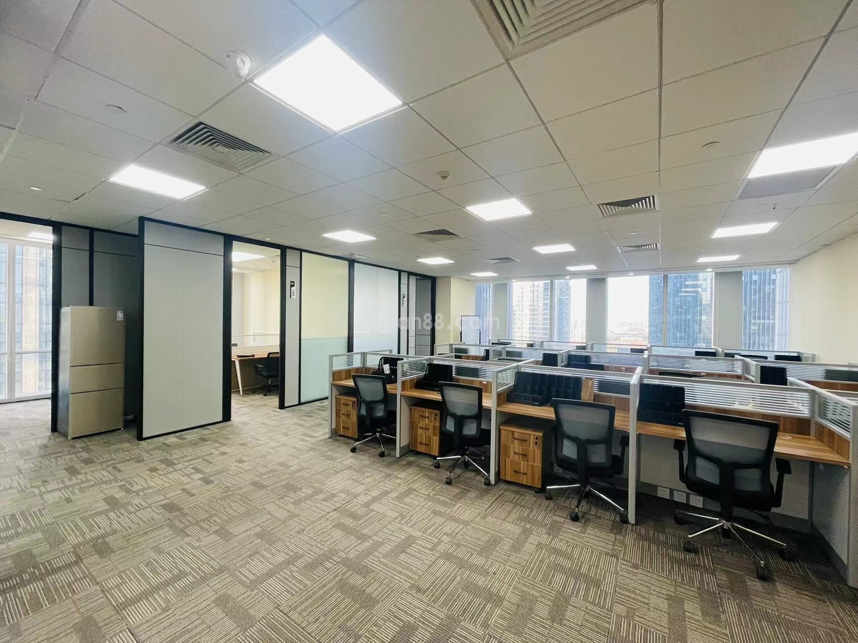 蘇州市工業園區湖西蘇悅廣場精裝招租