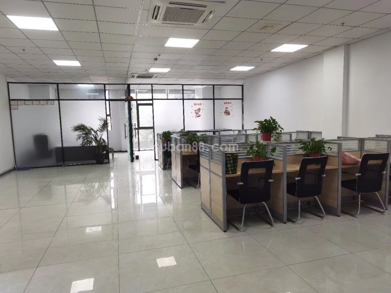 蘇州市吳中區(qū)華星大樓精裝招租