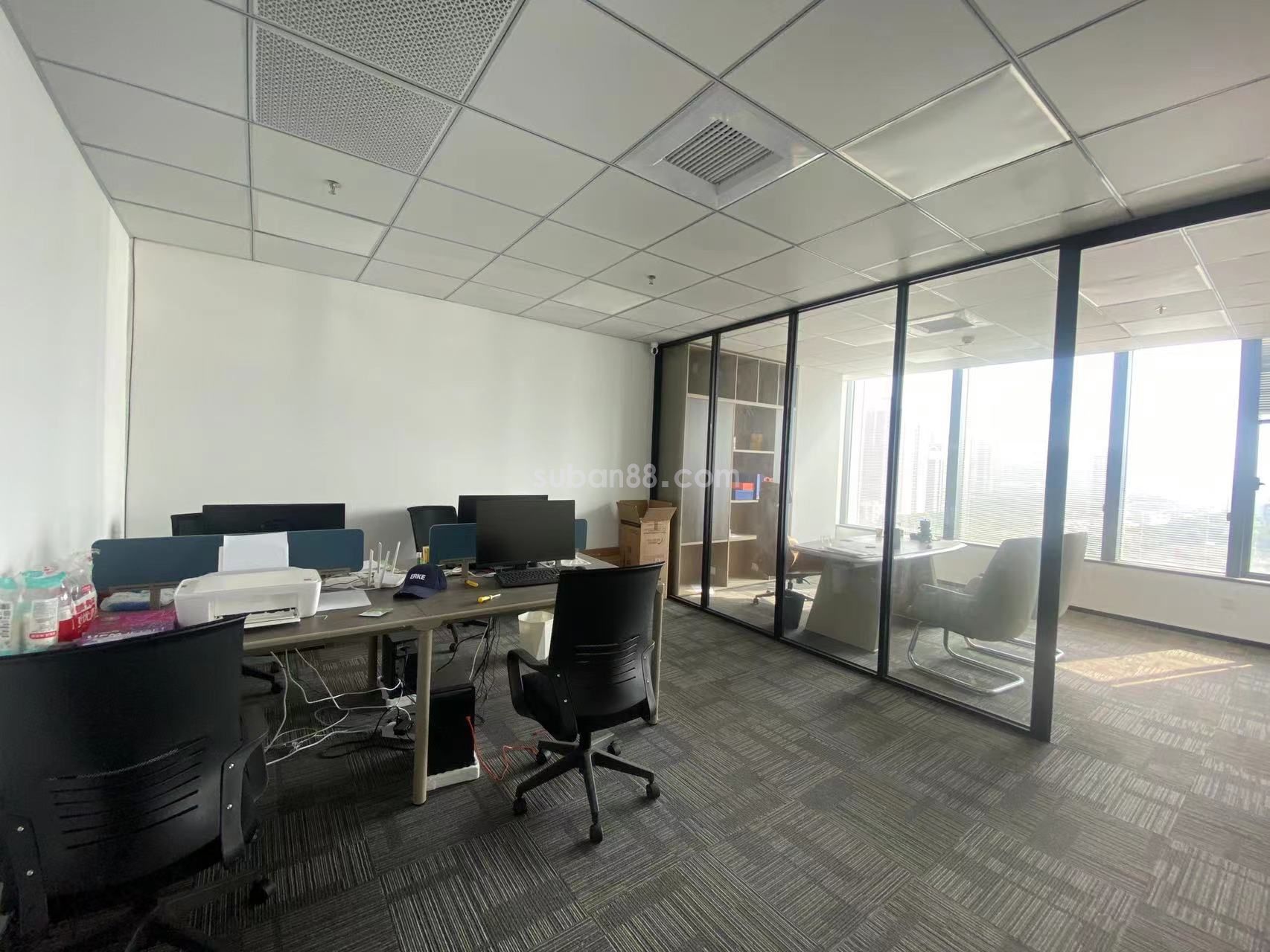 吳江區(qū) 吳江商會(huì)大廈精裝可配家具直招