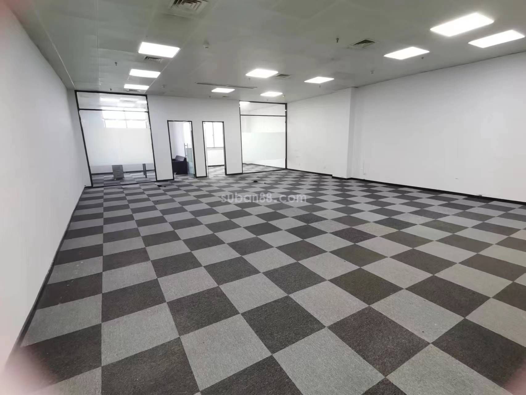 蘇州市姑蘇區(qū)廣濟南路中盛艾美精裝招租