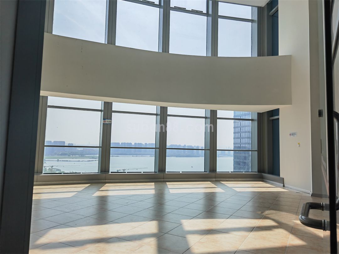 新聞大廈整層2400平 精裝出租