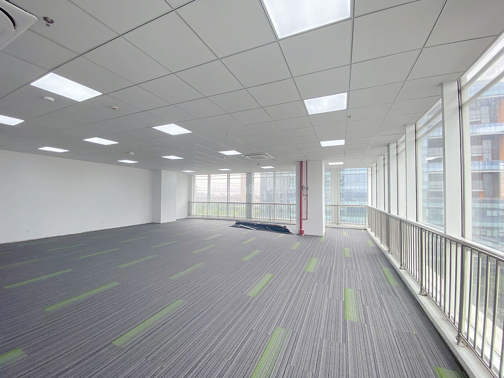 聚合數(shù)據(jù)大廈