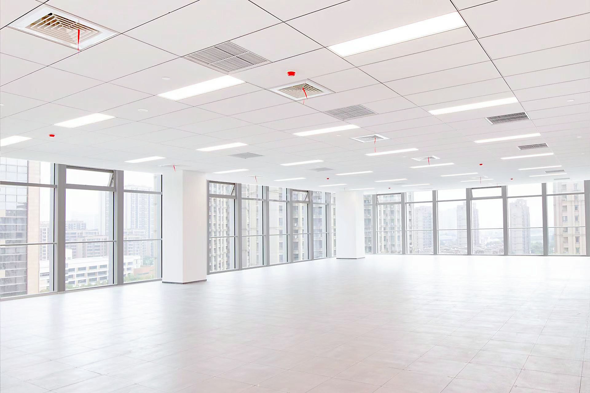 信展財(cái)富大廈