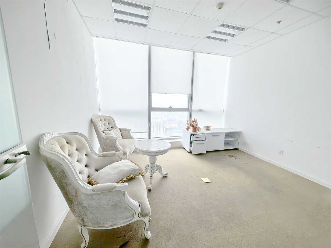 環(huán)球188財富中心