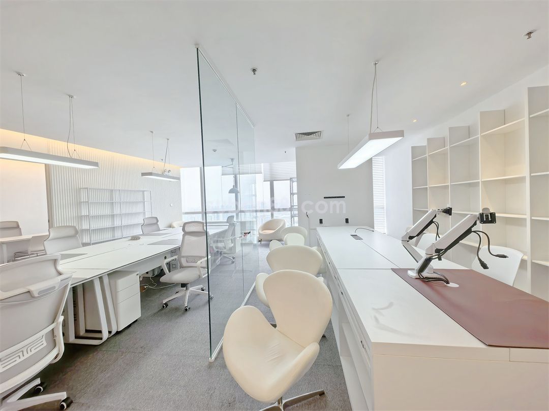 環(huán)球188財富中心