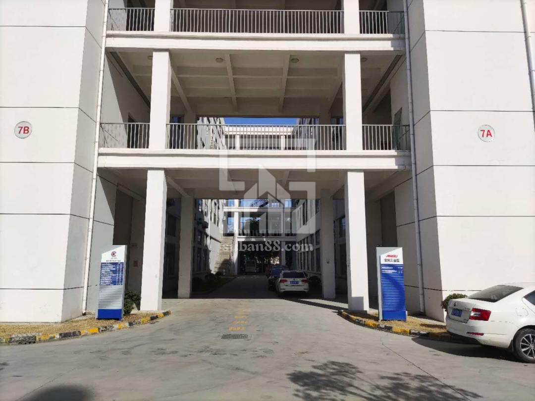 1-21022015135L33.png 1-21022015135L33.png