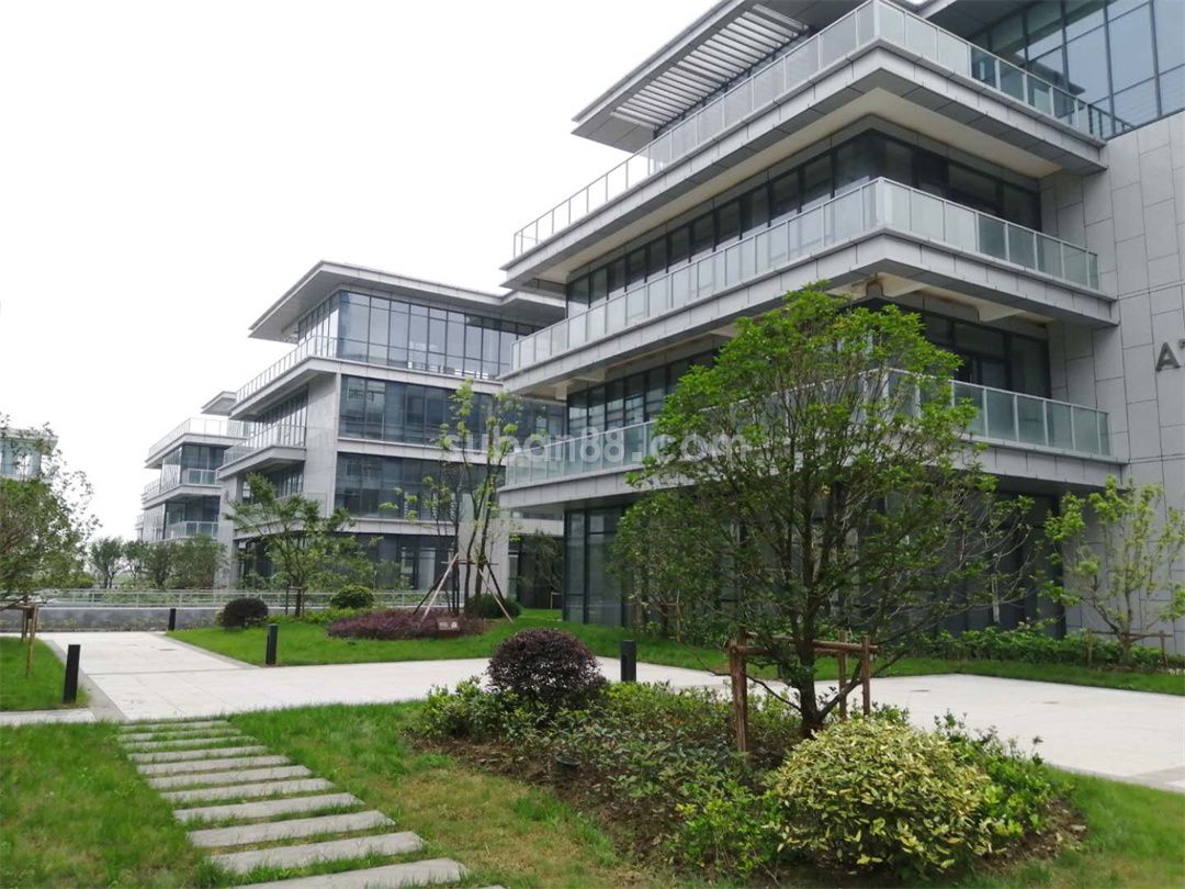 1-220H415455W09.jpg 1-220H415455W09.jpg